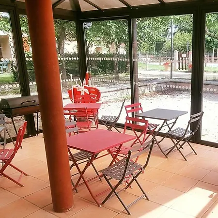 Avec Terrasse A Mane - 1 Chambre, 4 Personnes - Api-1-52-1673