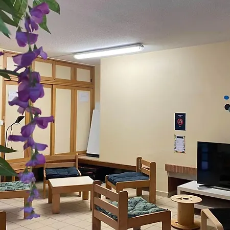 Avec Terrasse A Mane - 1 Chambre, 4 Personnes - Api-1-52-1673 Kamp alanı *