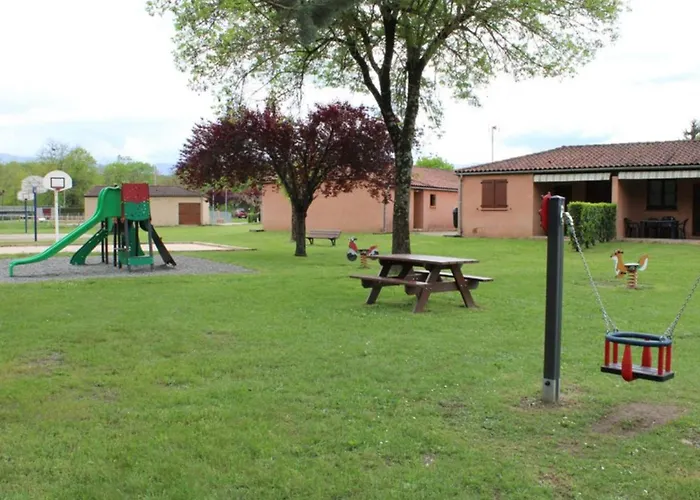 Avec Terrasse A Mane - 1 Chambre, 4 Personnes - Api-1-52-1673 Kamp alanı Sana