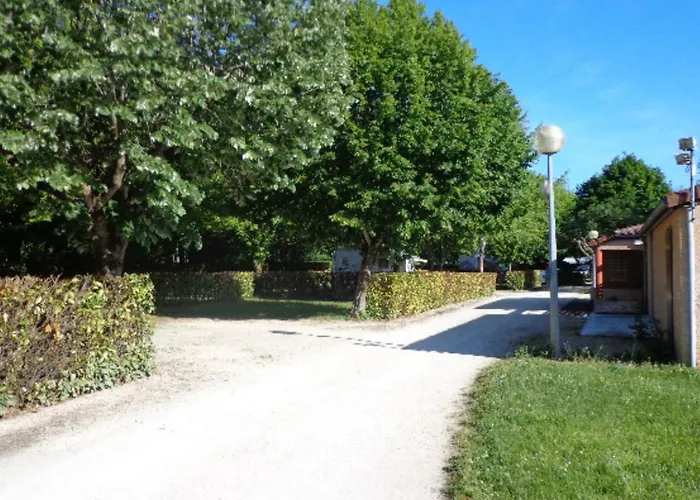 Avec Terrasse A Mane - 1 Chambre, 4 Personnes - Api-1-52-1673