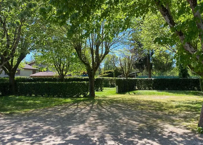 אתר קמפינג Avec Terrasse A Mane - 1 Chambre, 4 Personnes - Api-1-52-1673 *